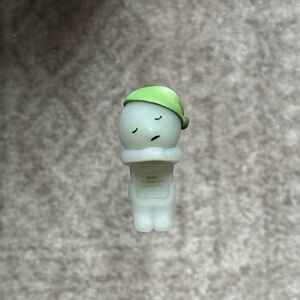 Smiski Hipper Sleeping